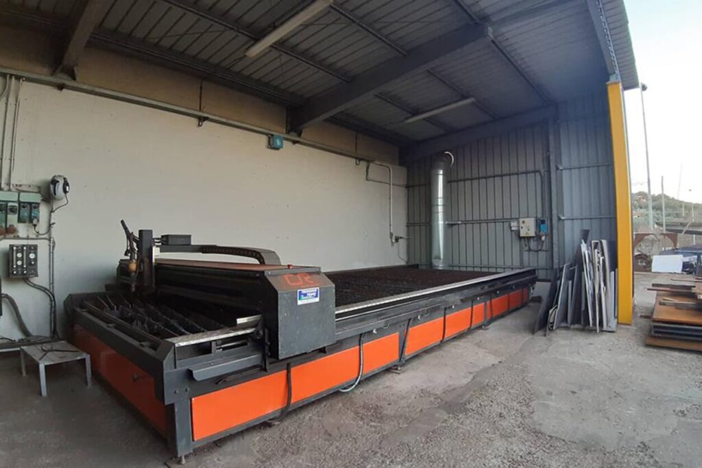 impianto taglio plasma